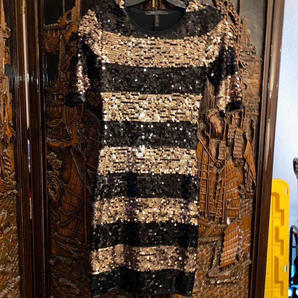 BCBG sequin dress black/gold stripes stretchy XS